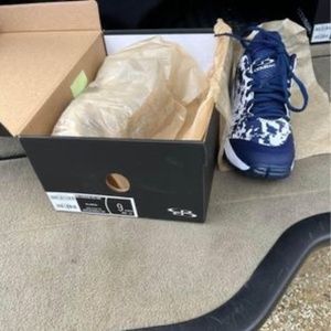 Brand New Boombah Turf Softball Shoe Size 9